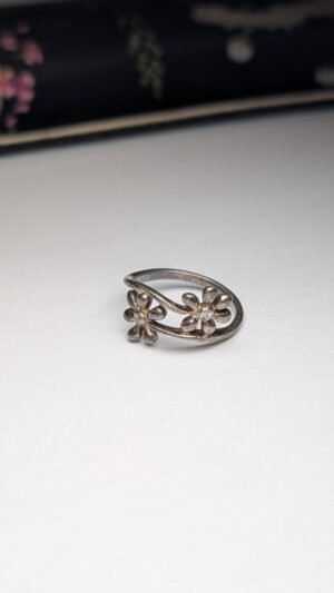 Vintage Sterling Silver Daisy Flower Ring | Size Q | 925 Silver