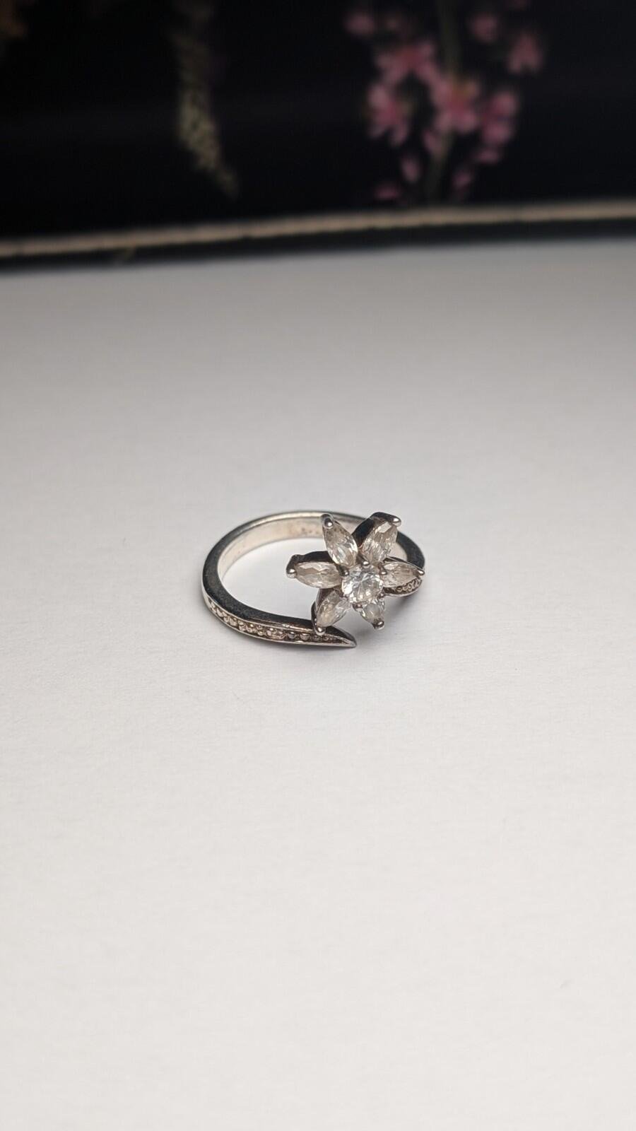 Vintage Sterling Silver Flower Floral CZ Ring | Size M 1/2 | 925 Silver - Image 3