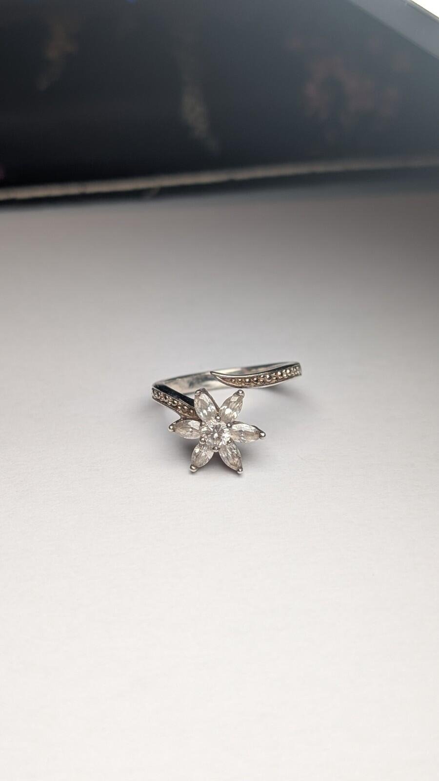 Vintage Sterling Silver Flower Floral CZ Ring | Size M 1/2 | 925 Silver - Image 5