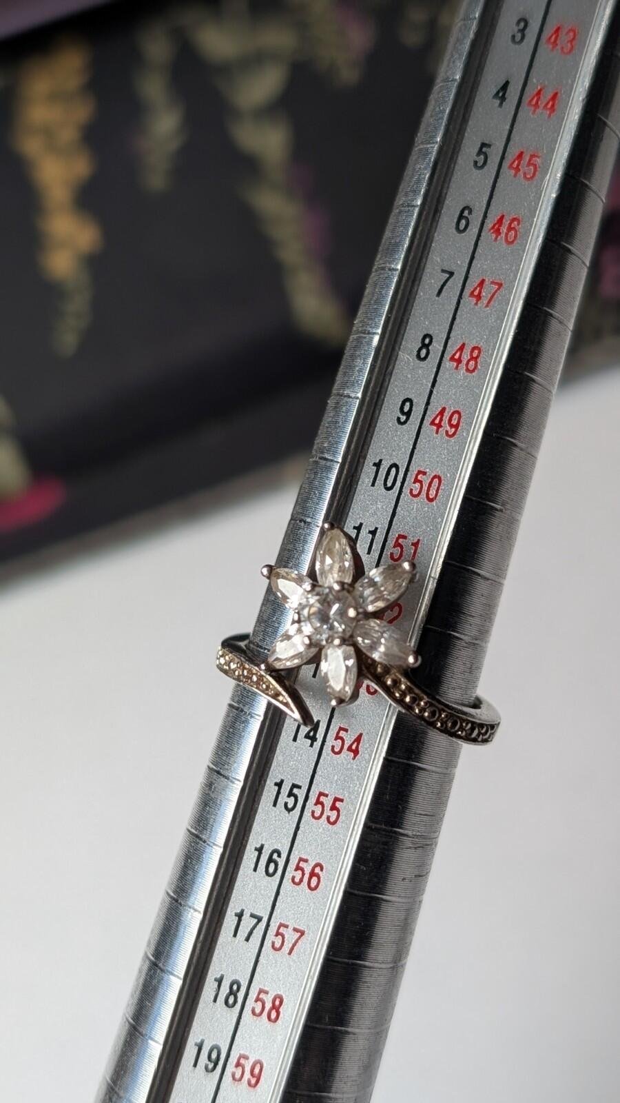 Vintage Sterling Silver Flower Floral CZ Ring | Size M 1/2 | 925 Silver - Image 8