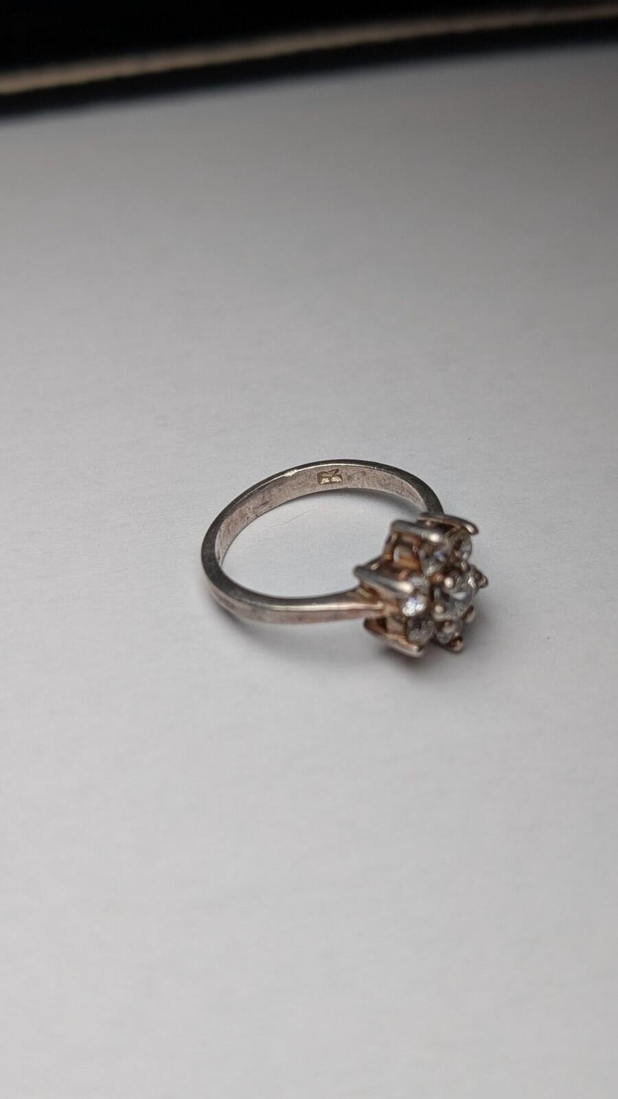 Vintage Sterling Silver Flower / Cluster CZ Gemstone Ring | Size L 1/2 | 925 - Image 2