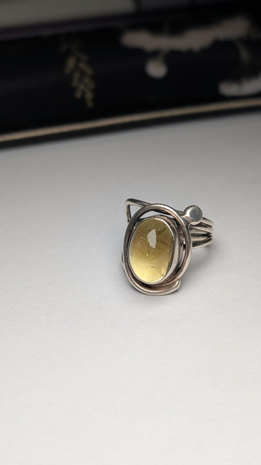 Vintage Sterling Silver Yellow Citrine Cabochon Ring | Size O | 925 Silver - Image 2