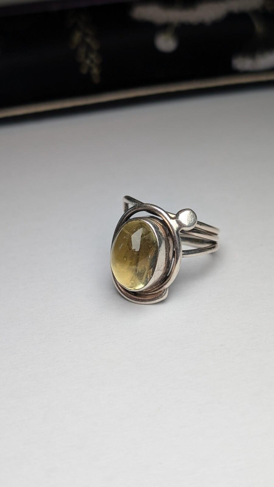 Vintage Sterling Silver Yellow Citrine Cabochon Ring | Size O | 925 Silver - Image 6