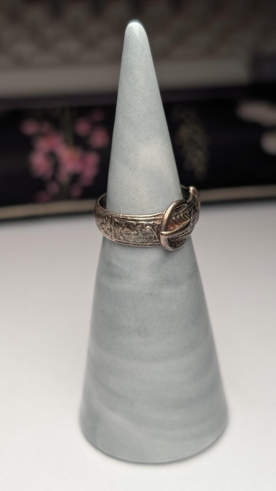 Vintage Sterling Silver 1979 Floral Belt Buckle Ring | Size I 1/2 | 925 Silver - Image 6