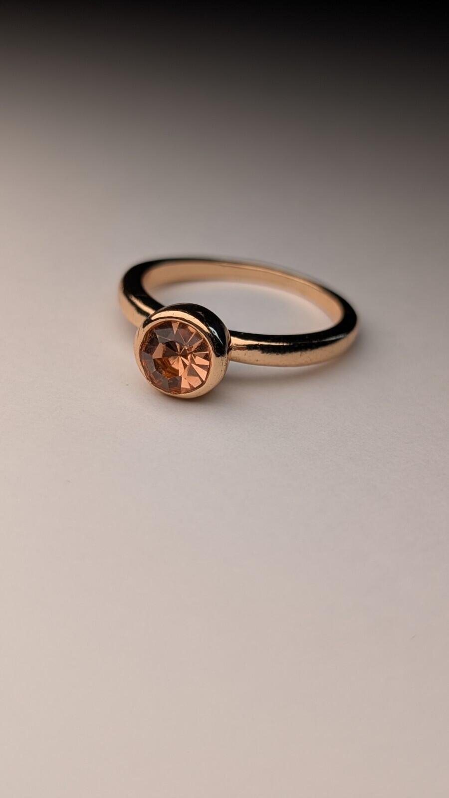 Costume Jewellery Gold Tone Band With Stone | Size P 1/2
