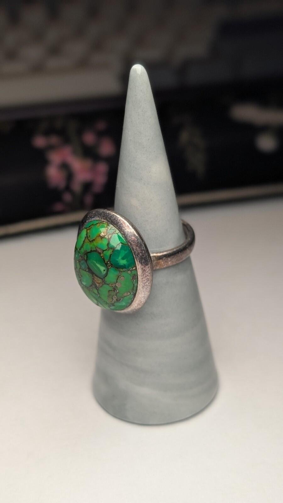 Vintage Sterling Silver Green Composite Turquoise Ring | Size N | 925 Silver - Image 8
