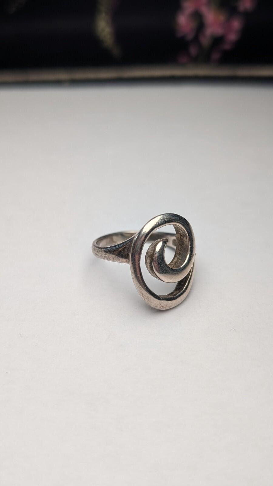 Vintage Sterling Silver Swirl Ring | Size N | 925 Silver - Image 4
