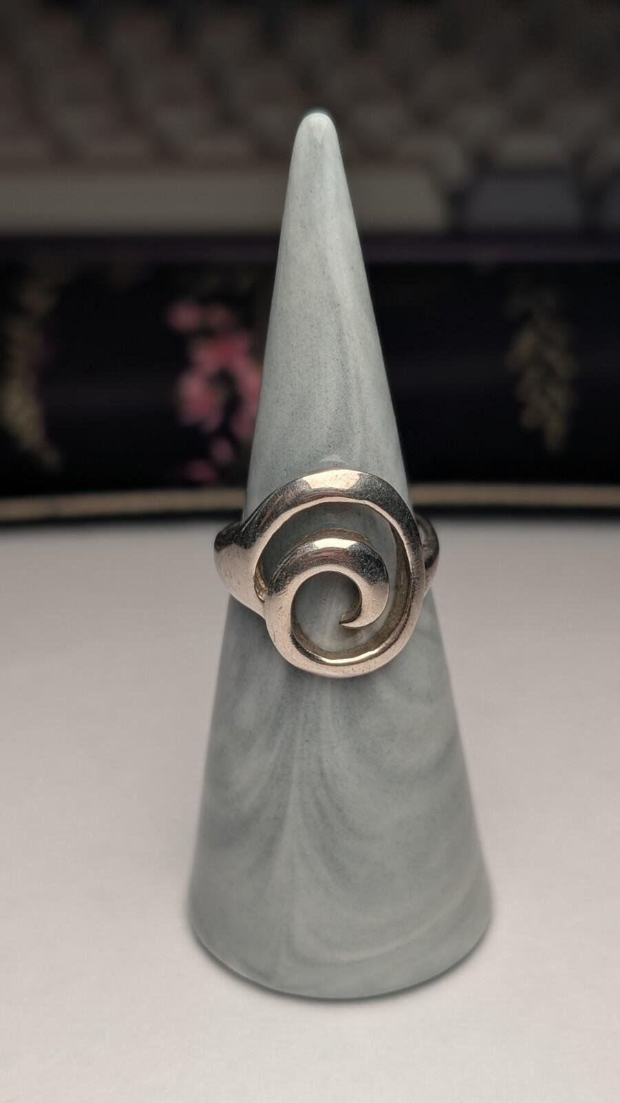 Vintage Sterling Silver Swirl Ring | Size N | 925 Silver - Image 5