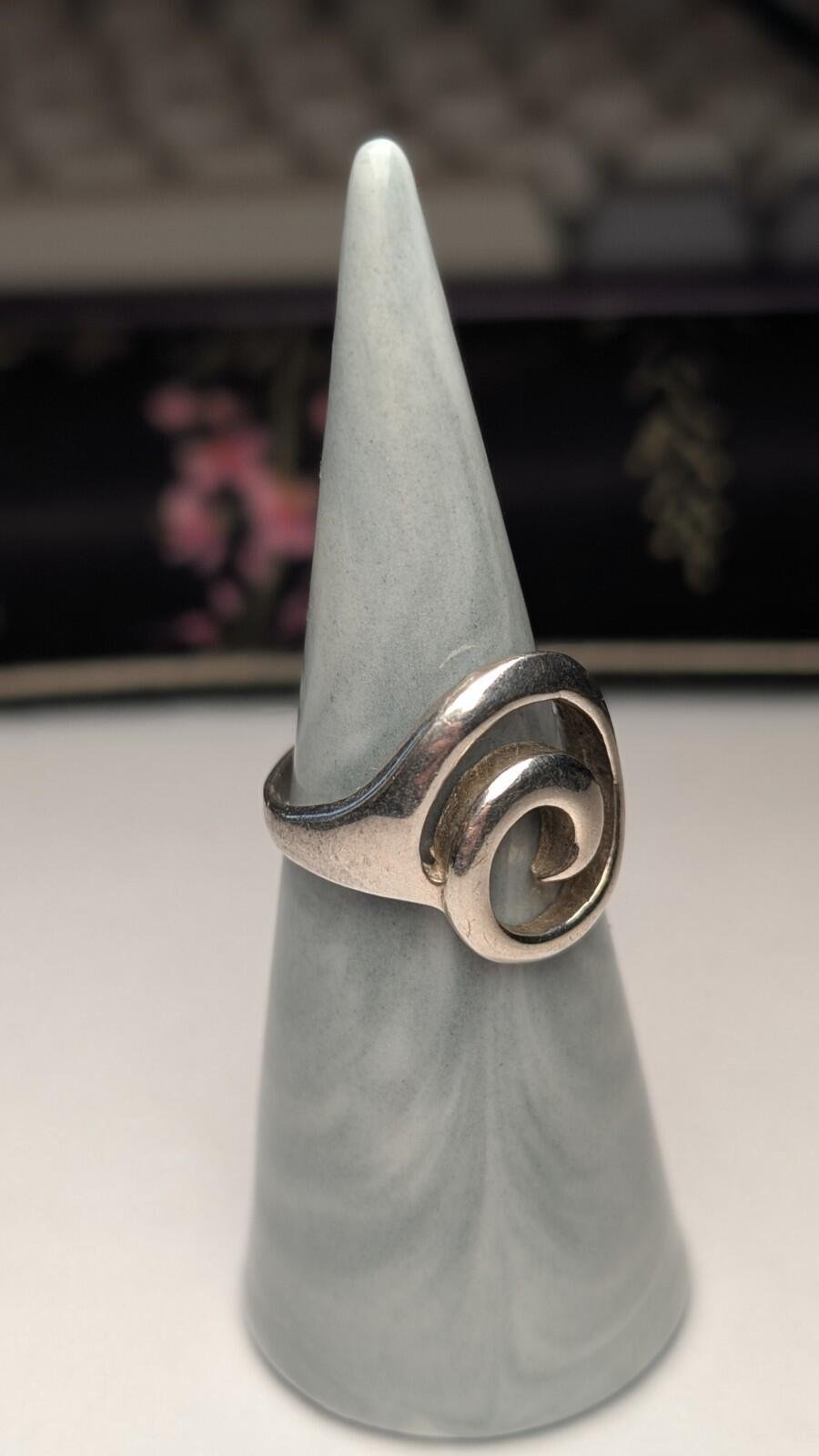 Vintage Sterling Silver Swirl Ring | Size N | 925 Silver - Image 7
