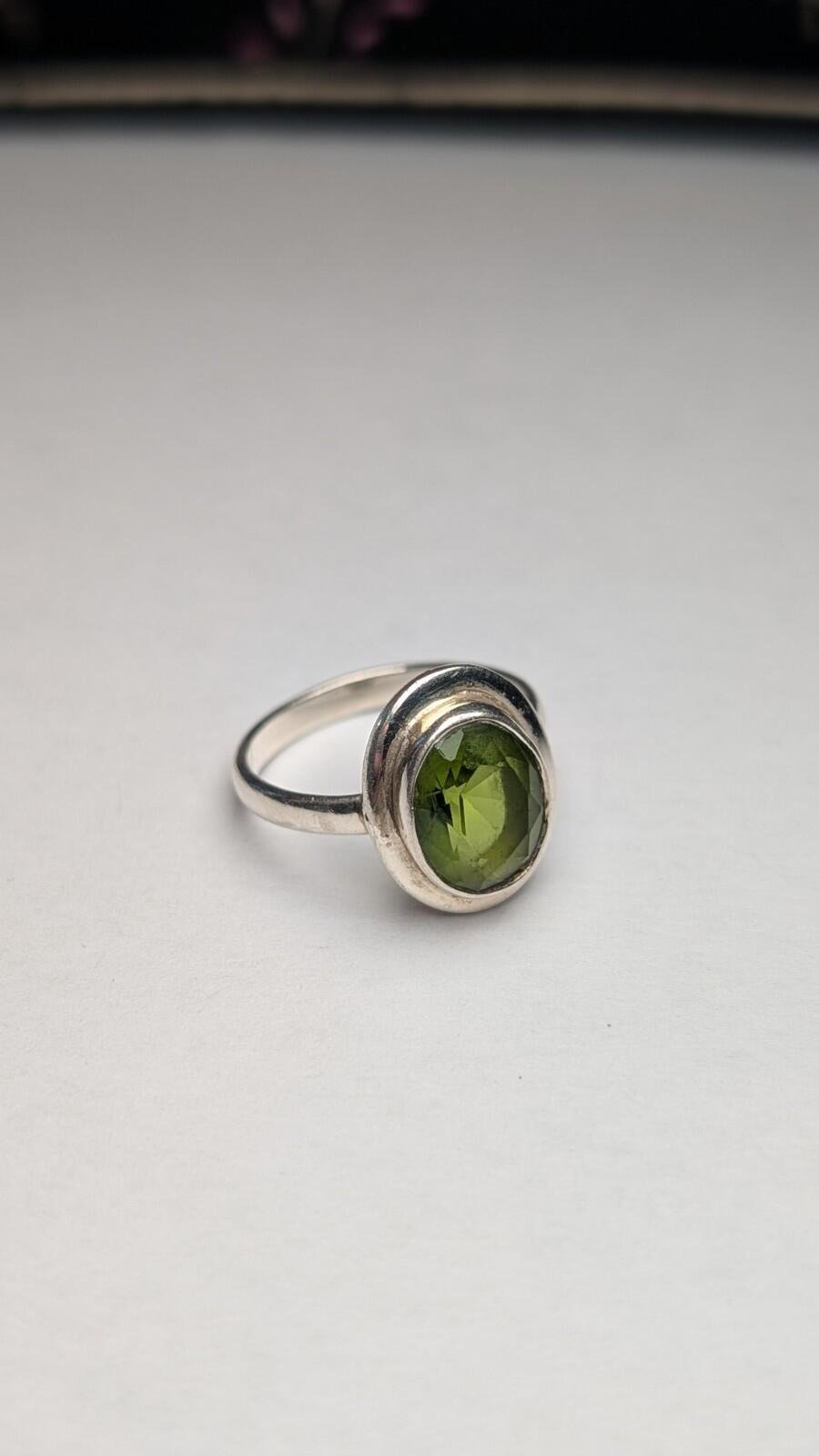 Vintage Sterling Silver Green Peridot Ring | Size L | 925 Silver