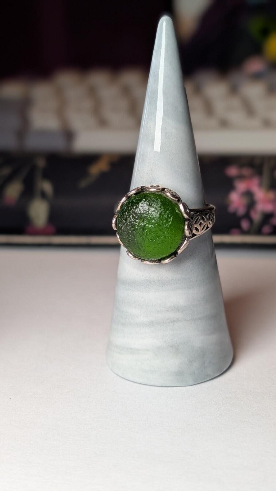 Vintage Sterling Silver Green Moldavite Ring | Size Q (Resizable) | 925 Silver - Image 9