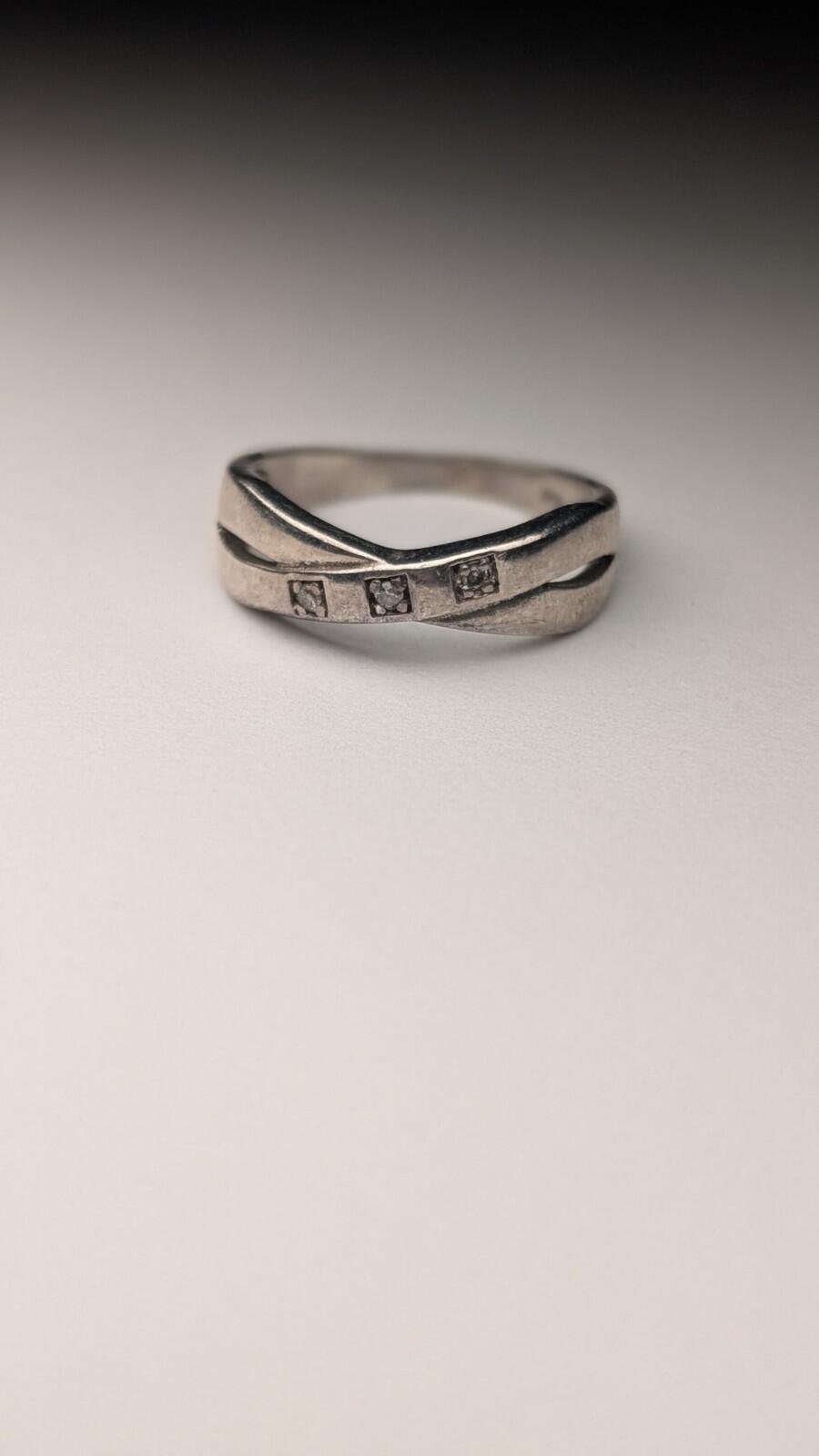Vintage Sterling Silver 3 Stone Ring | Size M | 925 Silver - Image 3