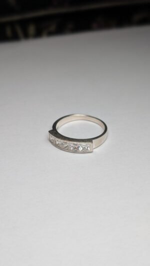 Vintage Sterling Silver 5 CZ Stone Ring | Size P 1/2 | 925 Silver