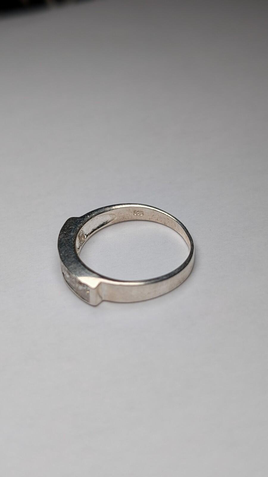 Vintage Sterling Silver 5 CZ Stone Ring | Size P 1/2 | 925 Silver - Image 5