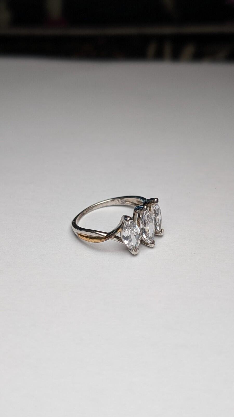 Vintage Sterling Silver 3 Clear Gemstone Ring | Size L 1/2 | 925 Silver - Image 4