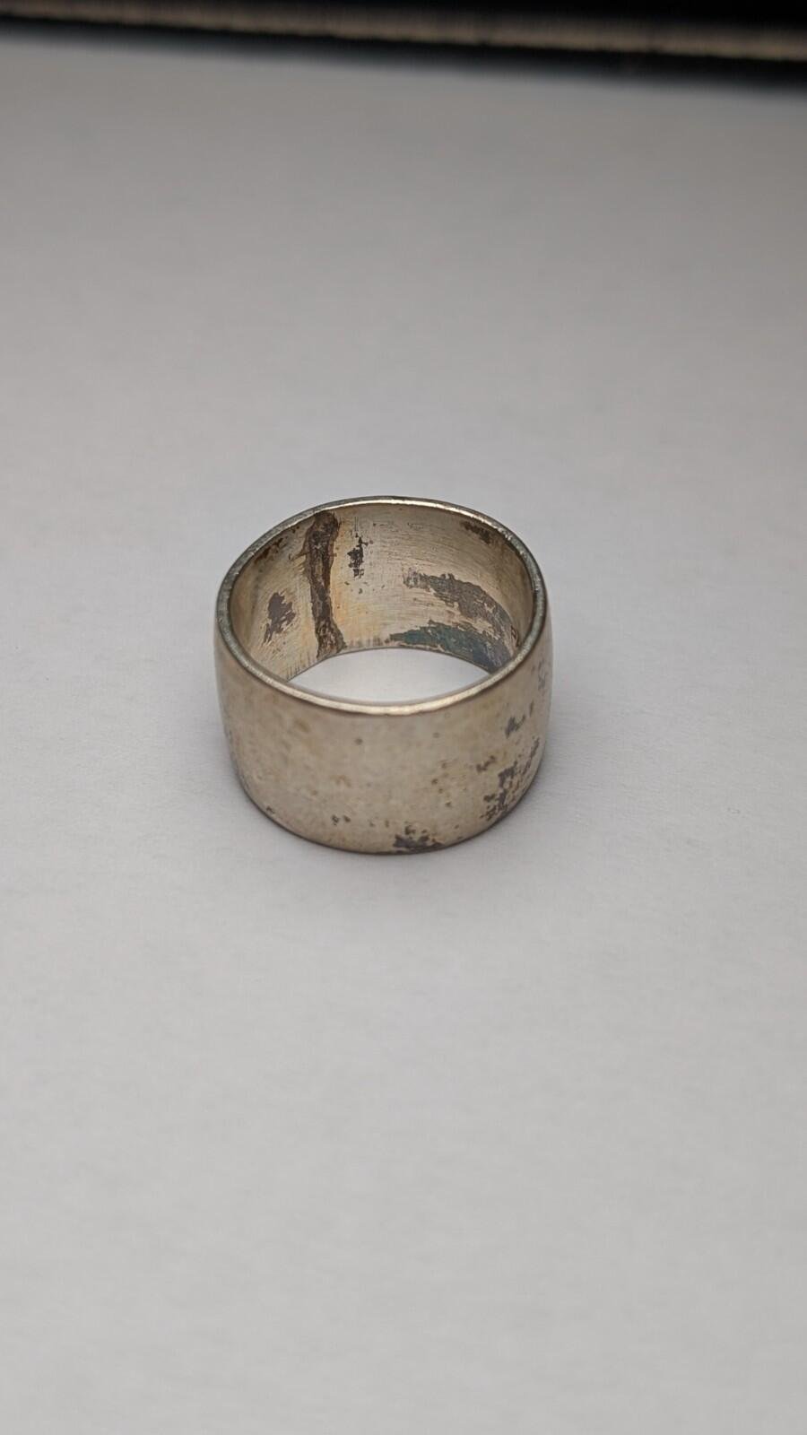 Vintage Sterling Silver Native American Packard J Suina Band Ring | Size L - Image 6