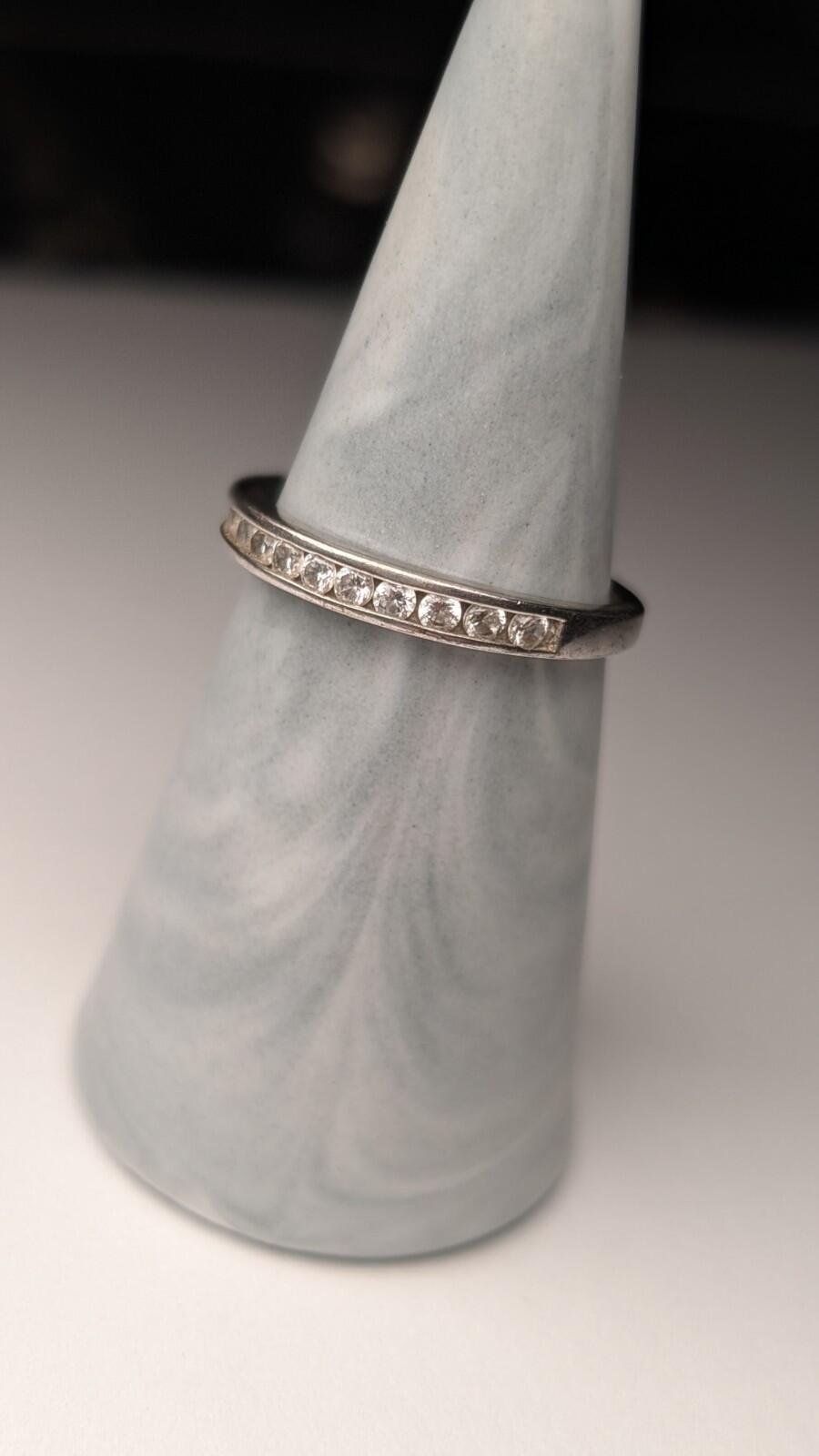 Vintage Sterling Silver Silver Row Clear Gemstone Ring | Size Q 1/2 | 925