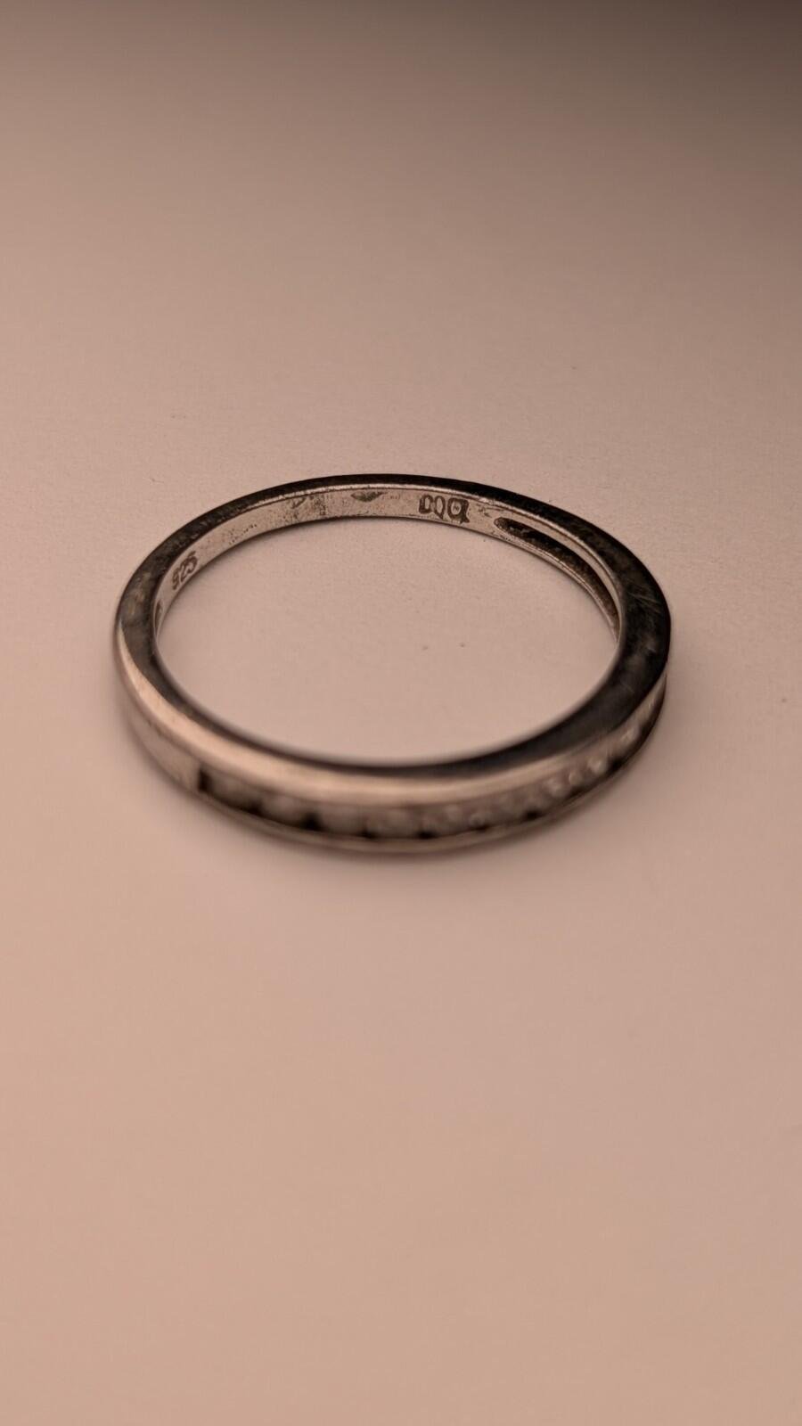 Vintage Sterling Silver Silver Row Clear Gemstone Ring | Size Q 1/2 | 925 - Image 2