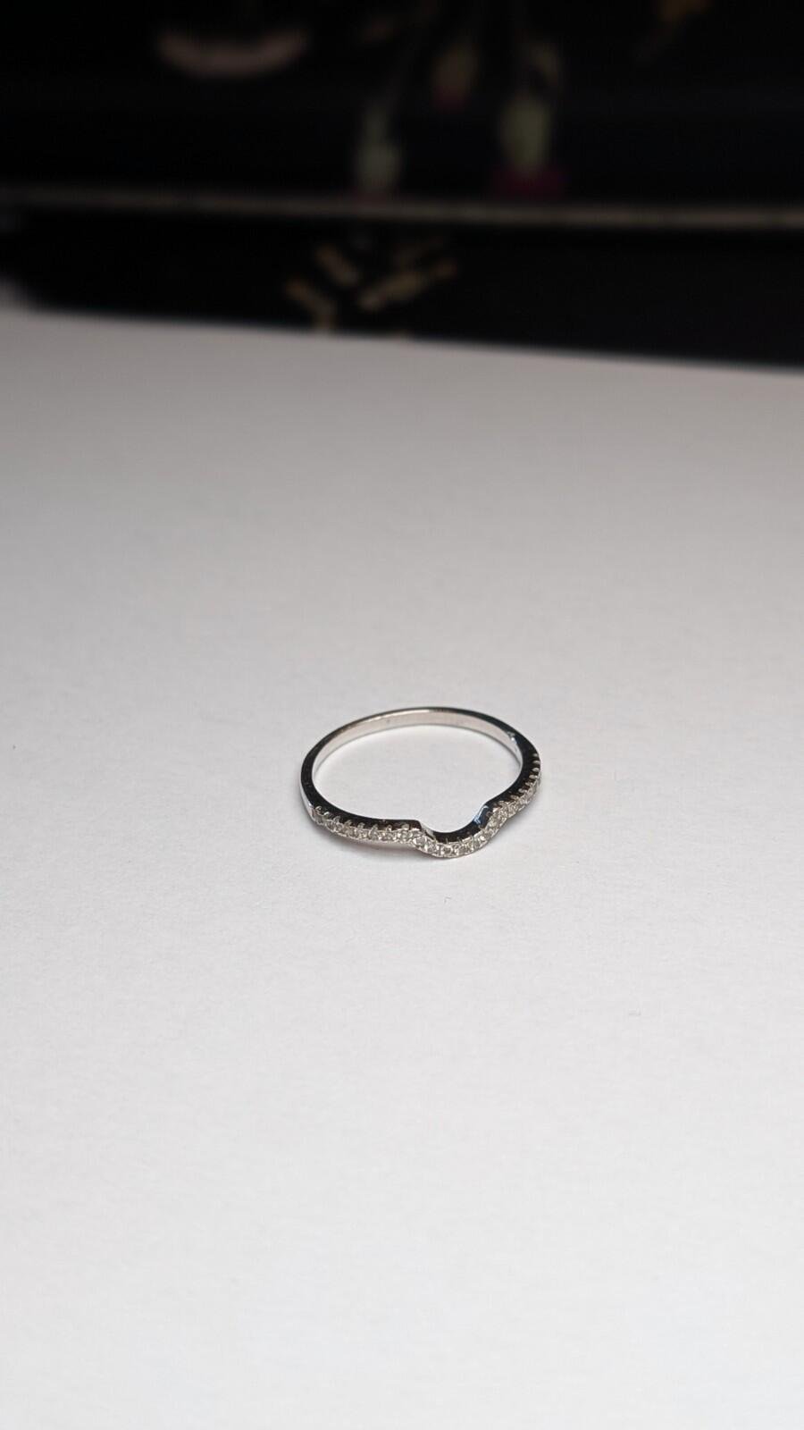 Vintage Sterling Silver Clear Gemstone Band Ring | Size P 1/2 | 925 Silver - Image 2