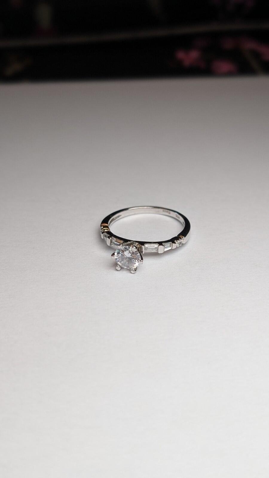 Vintage Sterling Silver Elanza Clear Gemstone Ring | Size P 1/2 | 925 Silver - Image 2