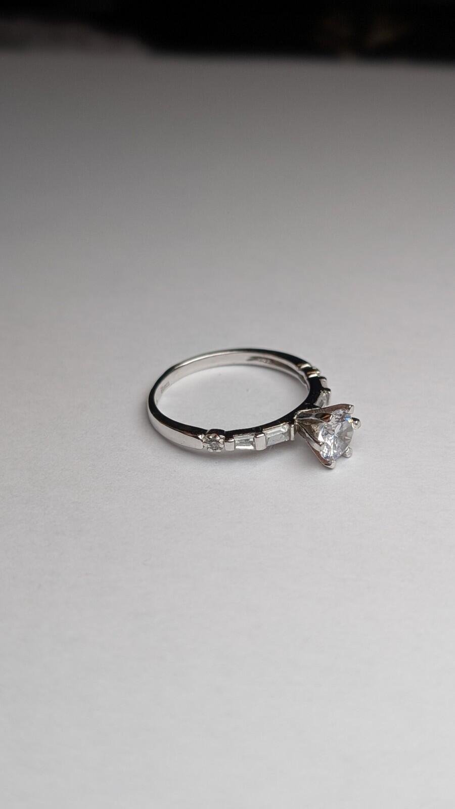 Vintage Sterling Silver Elanza Clear Gemstone Ring | Size P 1/2 | 925 Silver - Image 5