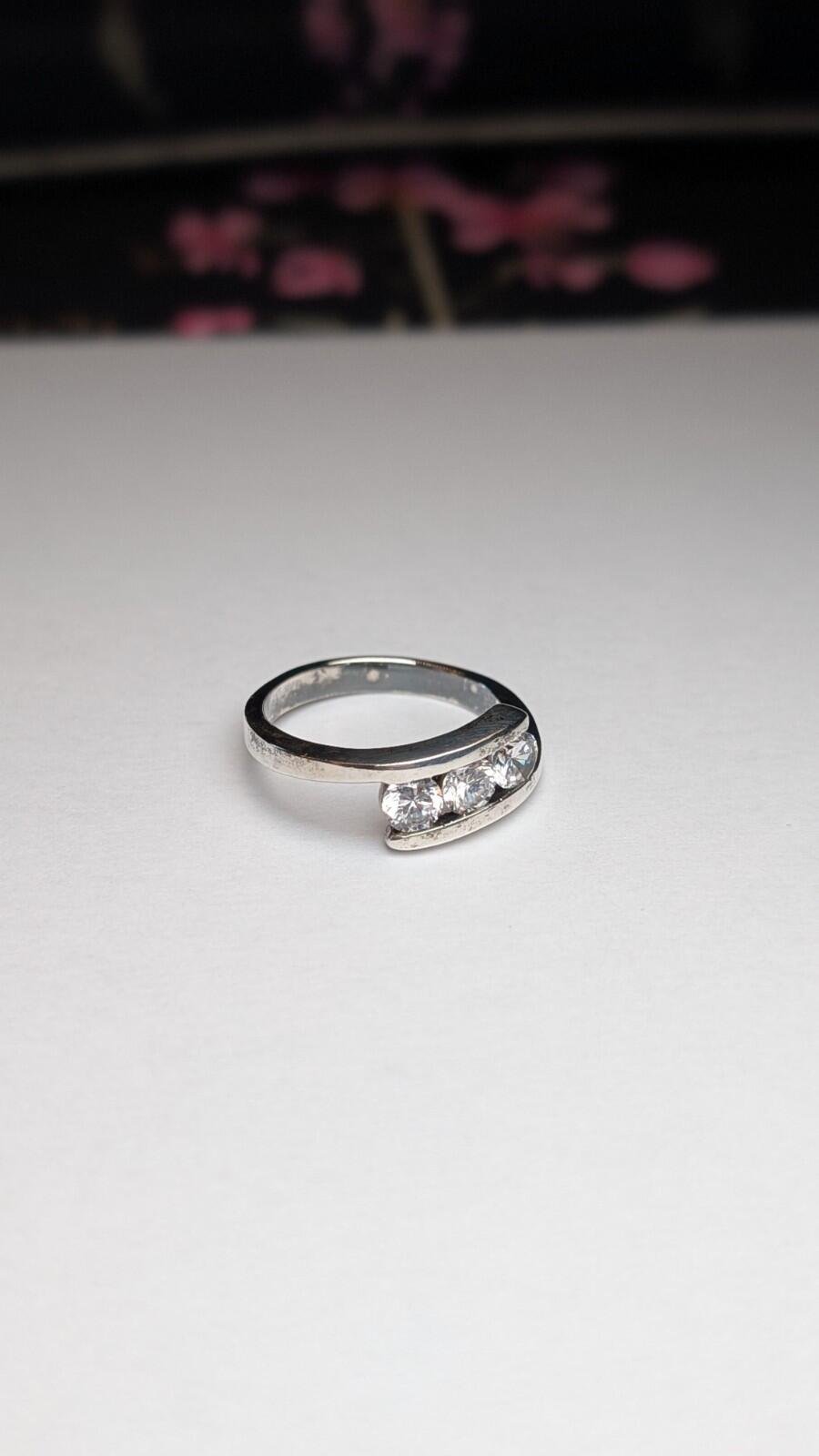 Vintage Sterling Silver 3 CZ Band Ring | Size O 1/2 | 925 Silver - Image 3
