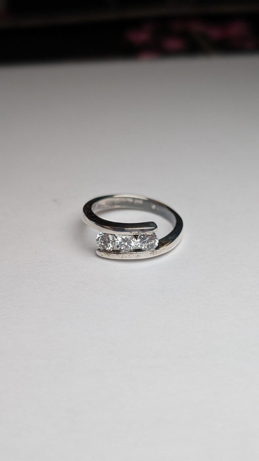 Vintage Sterling Silver 3 CZ Band Ring | Size O 1/2 | 925 Silver - Image 5