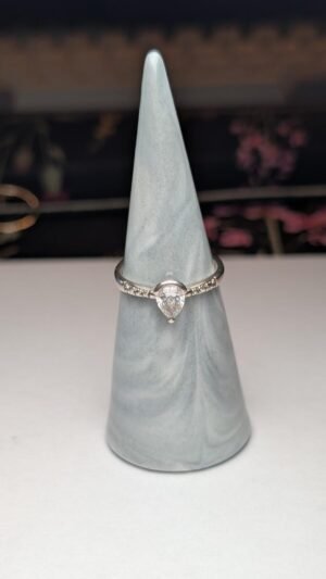 Vintage Sterling Silver Teardrop CZ Gemstone Ring | Size P | 925 Silver