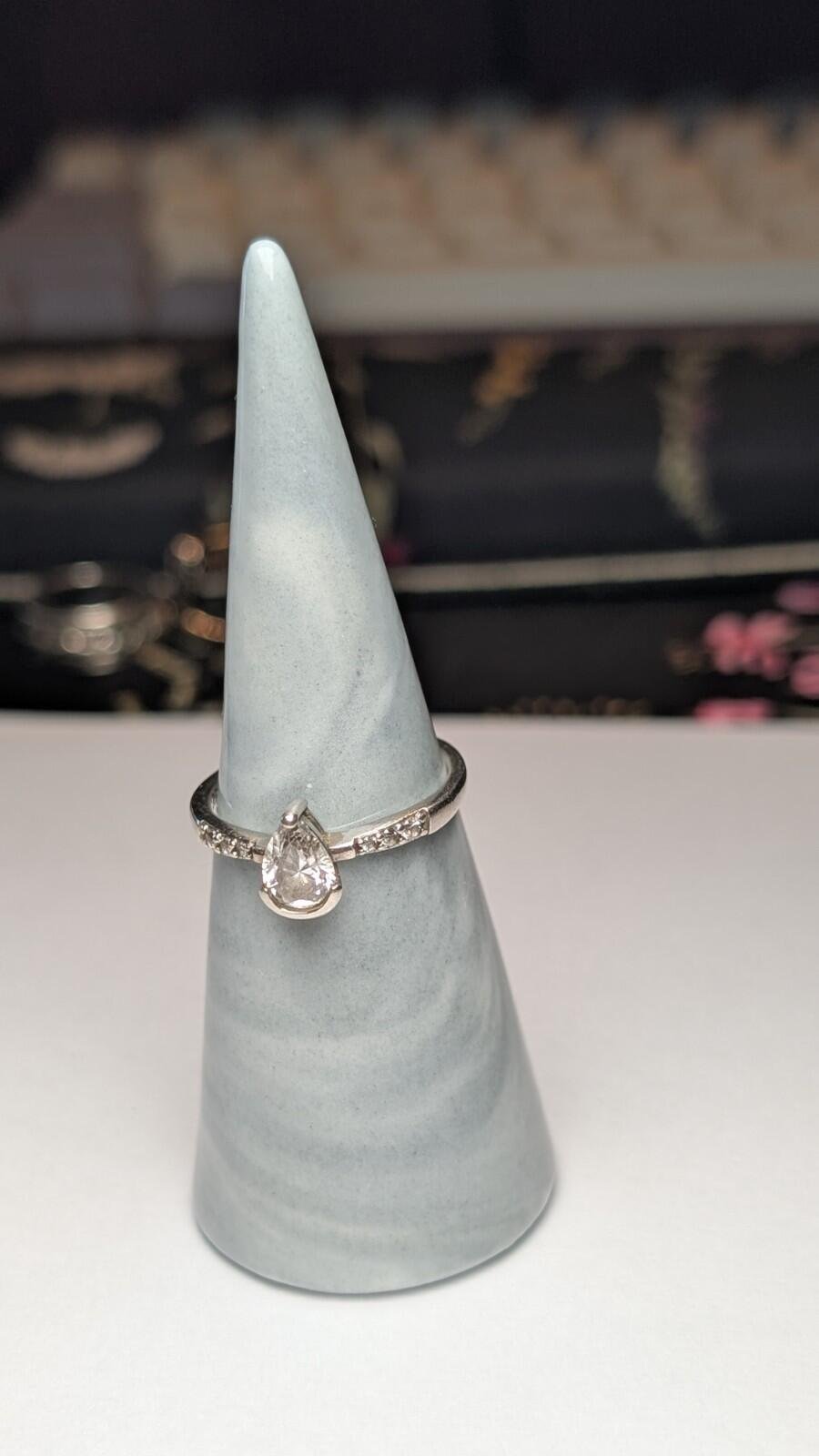 Vintage Sterling Silver Teardrop CZ Gemstone Ring | Size P | 925 Silver - Image 11