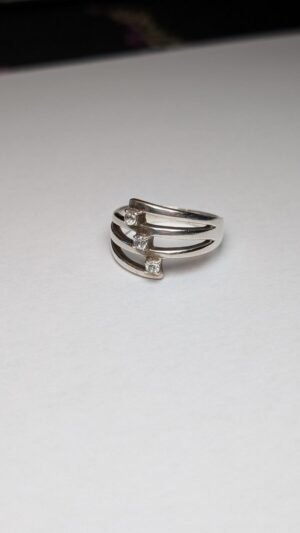 Vintage Sterling Silver 3 CZ Gemstone Ring | Size Q - Q 1/2 | 925 Silver