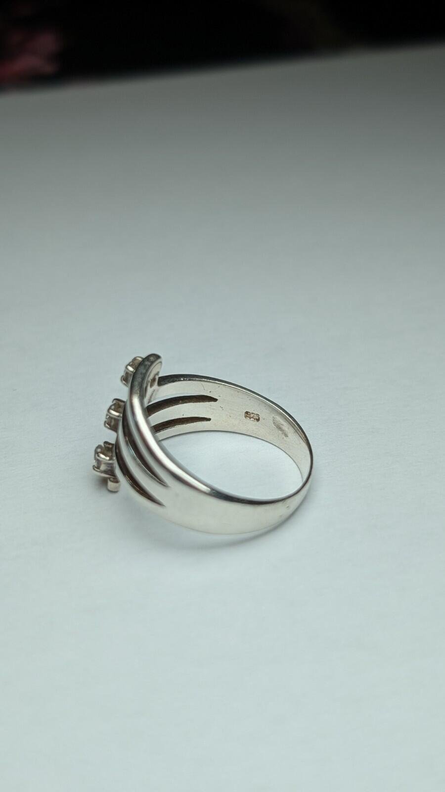 Vintage Sterling Silver 3 CZ Gemstone Ring | Size Q - Q 1/2 | 925 Silver - Image 3