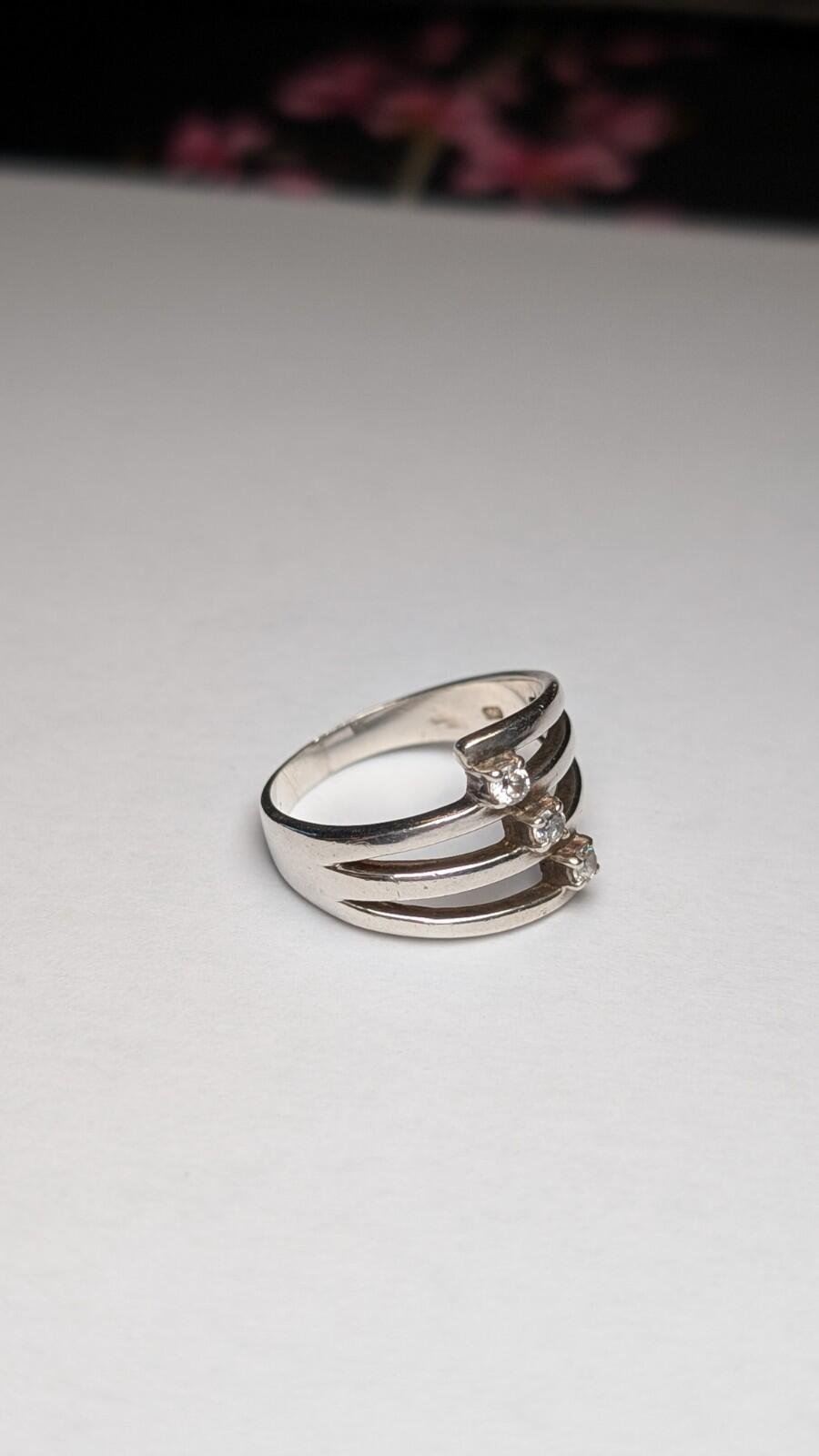 Vintage Sterling Silver 3 CZ Gemstone Ring | Size Q - Q 1/2 | 925 Silver - Image 4