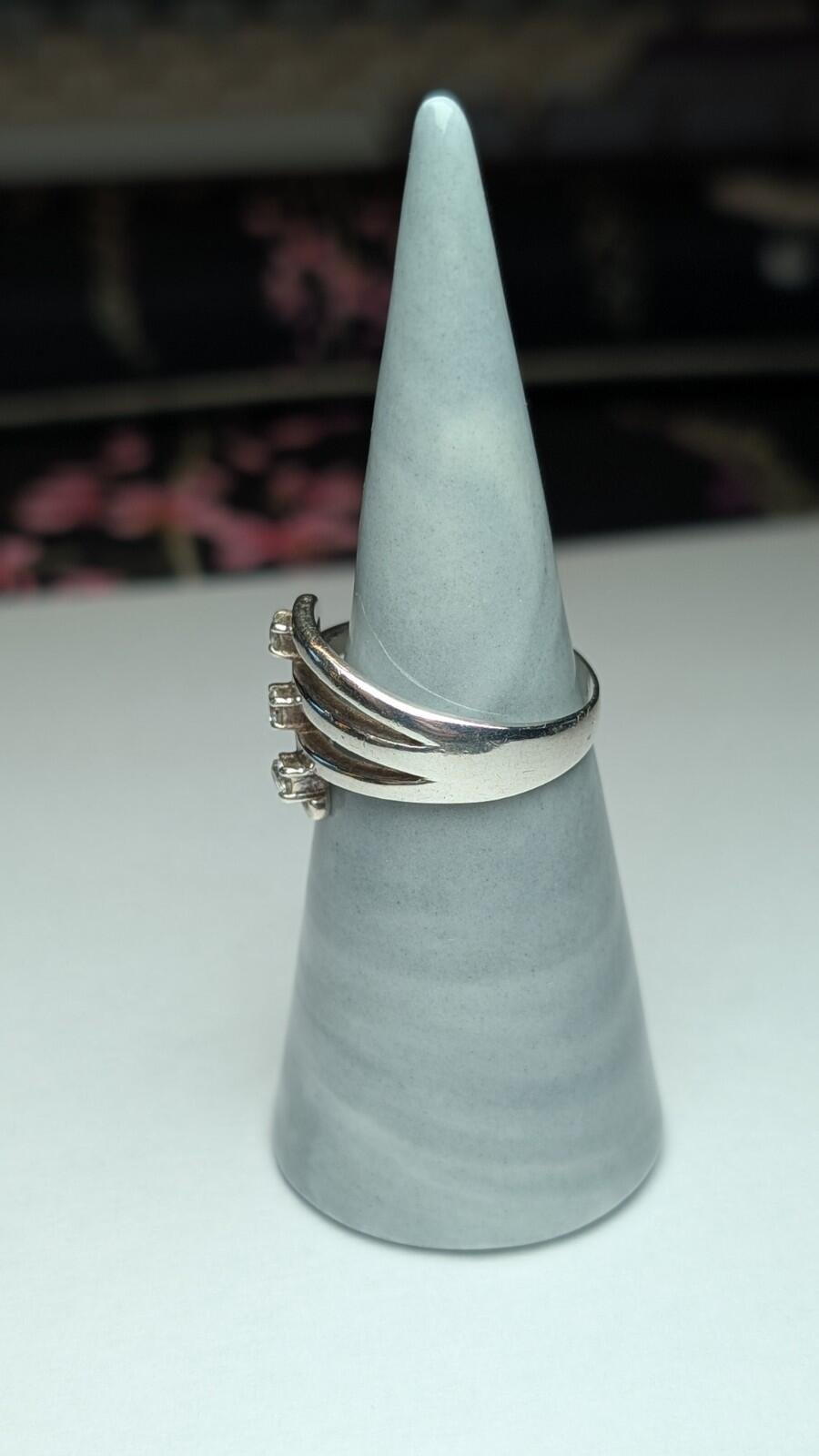 Vintage Sterling Silver 3 CZ Gemstone Ring | Size Q - Q 1/2 | 925 Silver - Image 7