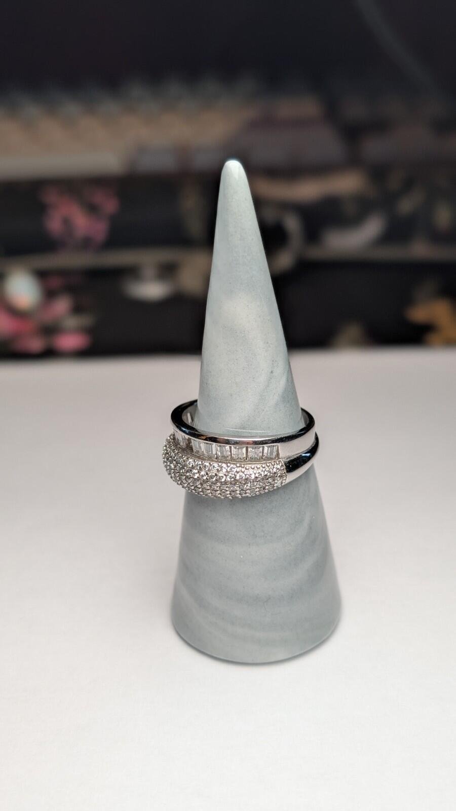 Vintage Sterling Silver CZ Band Ring | Size S 1/2 | 925 | Missing Gemstone - Image 8