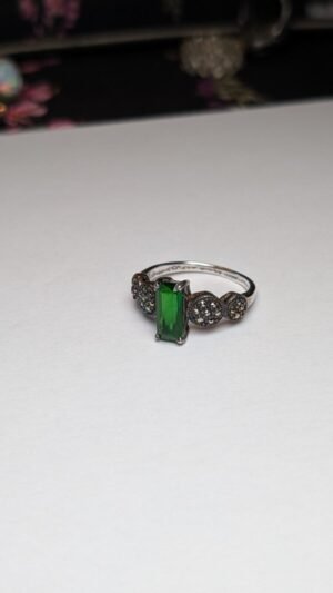 Vintage Sterling Silver Green Gemstone And Marcasite Ring | Size S 1/2 | 925