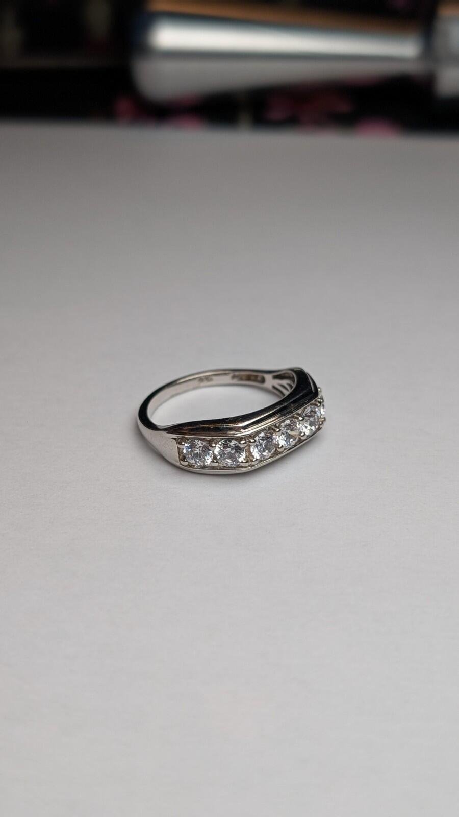 Vintage Sterling Silver Swarovski 7 Stone CZ Ring | Size R 1/2 | 925 Silver - Image 3