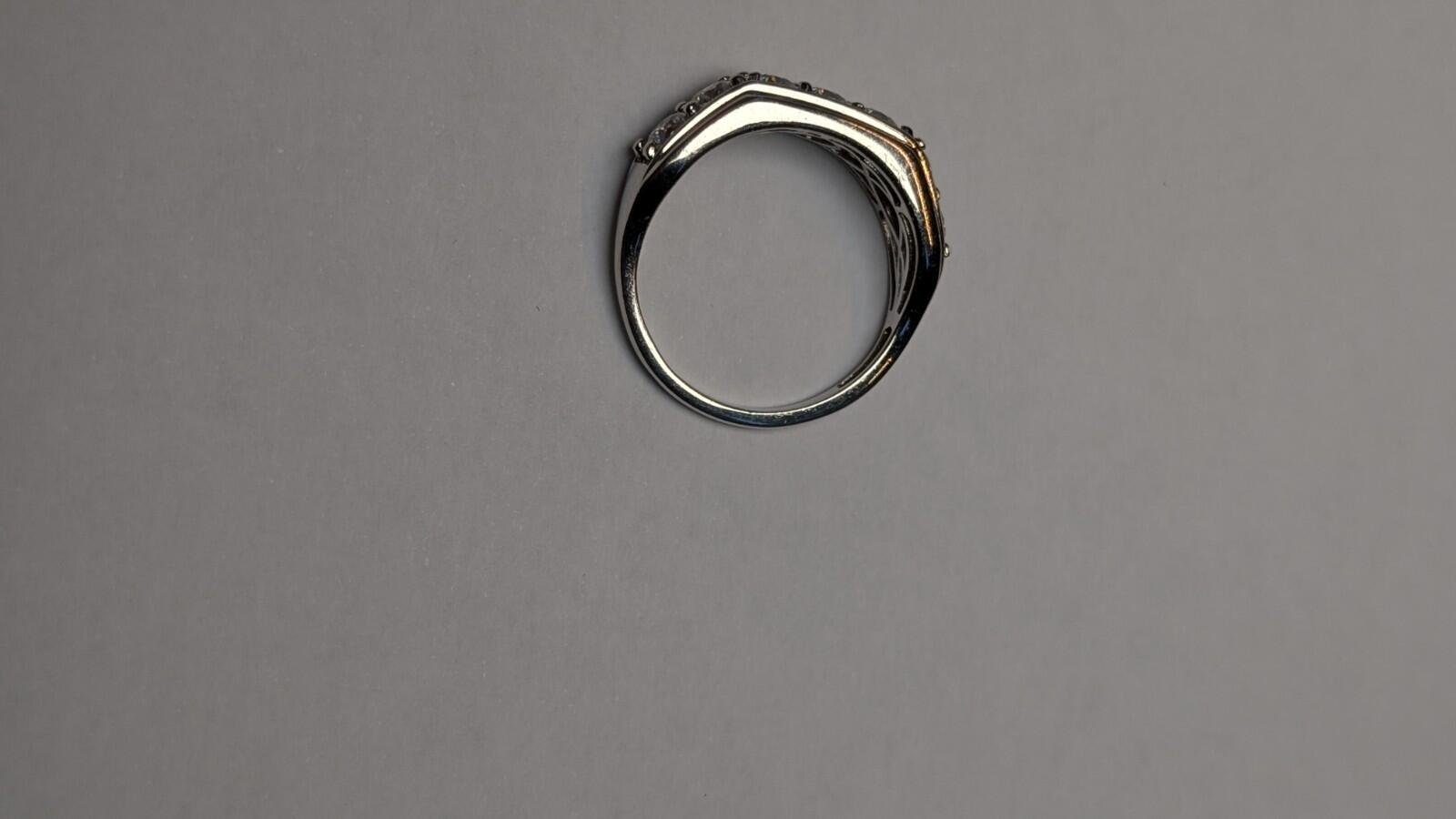Vintage Sterling Silver Swarovski 7 Stone CZ Ring | Size R 1/2 | 925 Silver - Image 5