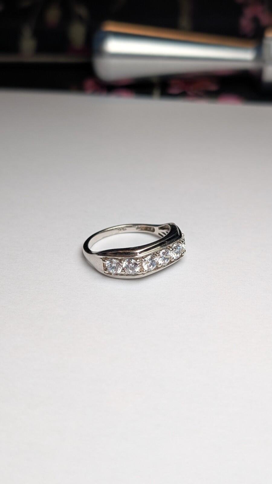 Vintage Sterling Silver Swarovski 7 Stone CZ Ring | Size R 1/2 | 925 Silver - Image 7
