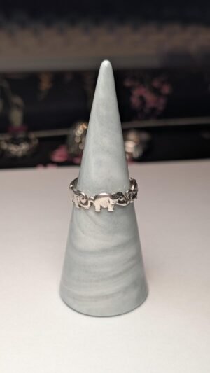 Vintage Sterling Silver Elephants Band Ring | Size O 1/2 - P | 925 Silver