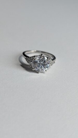 Vintage Sterling Silver Swarovski Ring | Size P 1/2 | 925 Silver