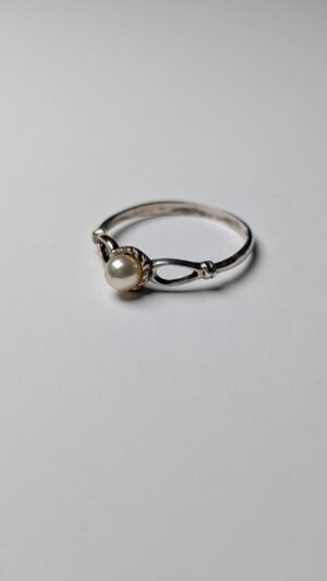 Vintage Sterling Silver 1985 Pearl Ring | Size N 1/2 | 925 Silver