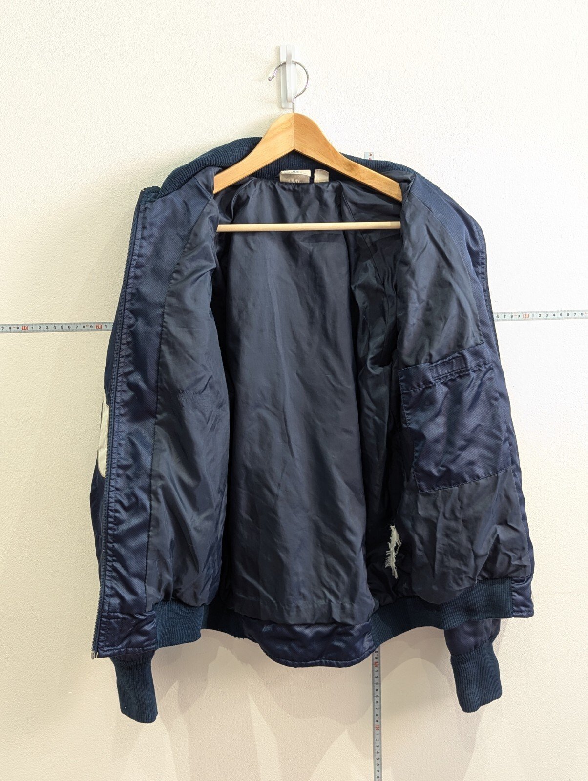 Vintage PUMA BMW Williams F1 Windbreaker Blue & White Jacket | Size Small - Image 12