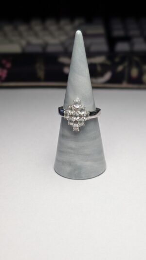 Vintage Sterling Silver 9 Clear Gemstone Ring | Size S | 925 TGGC