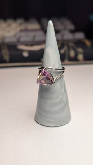 Vintage Sterling Silver Triangle Purple Amethyst Ring | Size L 1/2 | 925 Silver