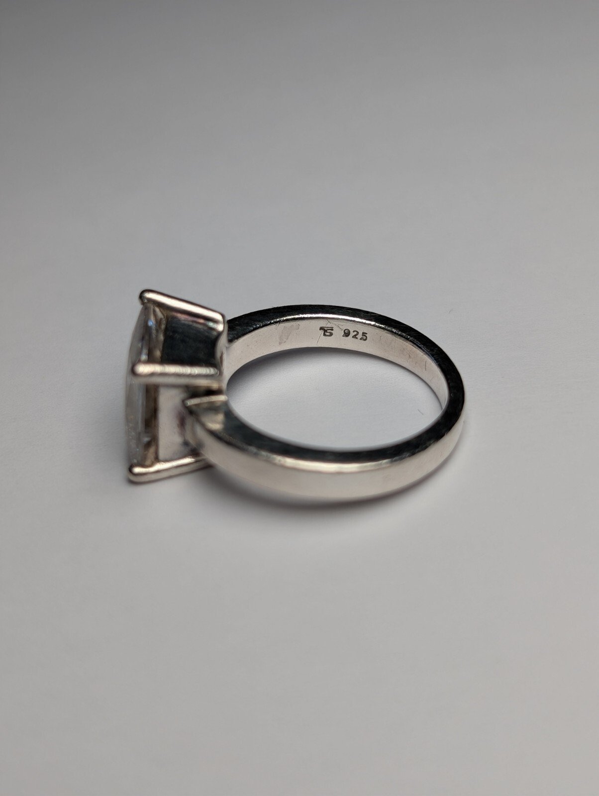Vintage Sterling Silver Square Clear Gemstone Ring | Size P | 925 Silver - Image 4