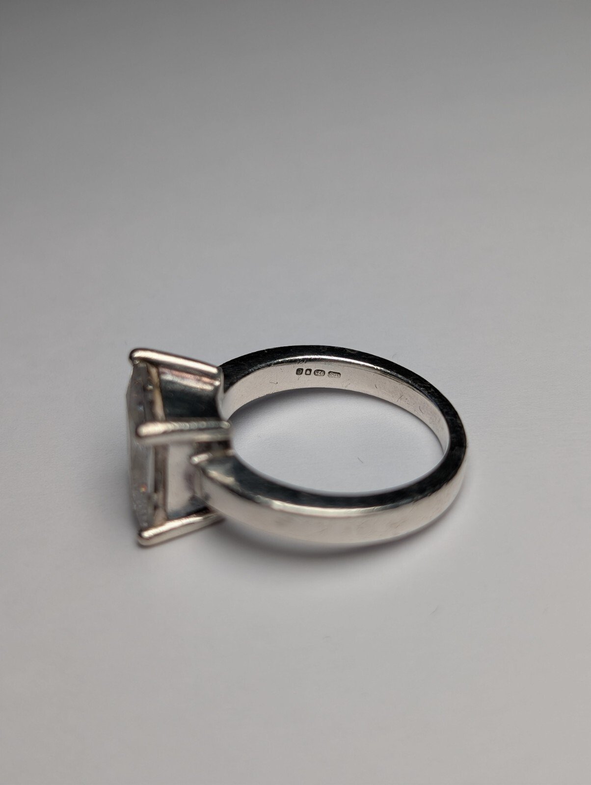 Vintage Sterling Silver Square Clear Gemstone Ring | Size P | 925 Silver - Image 5