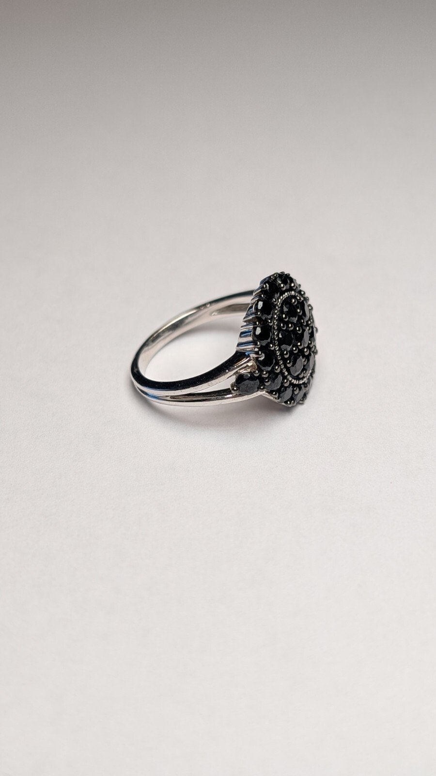 Vintage Sterling Silver Black Spinel Cluster Ring | Size O | 925 Silver - Image 4