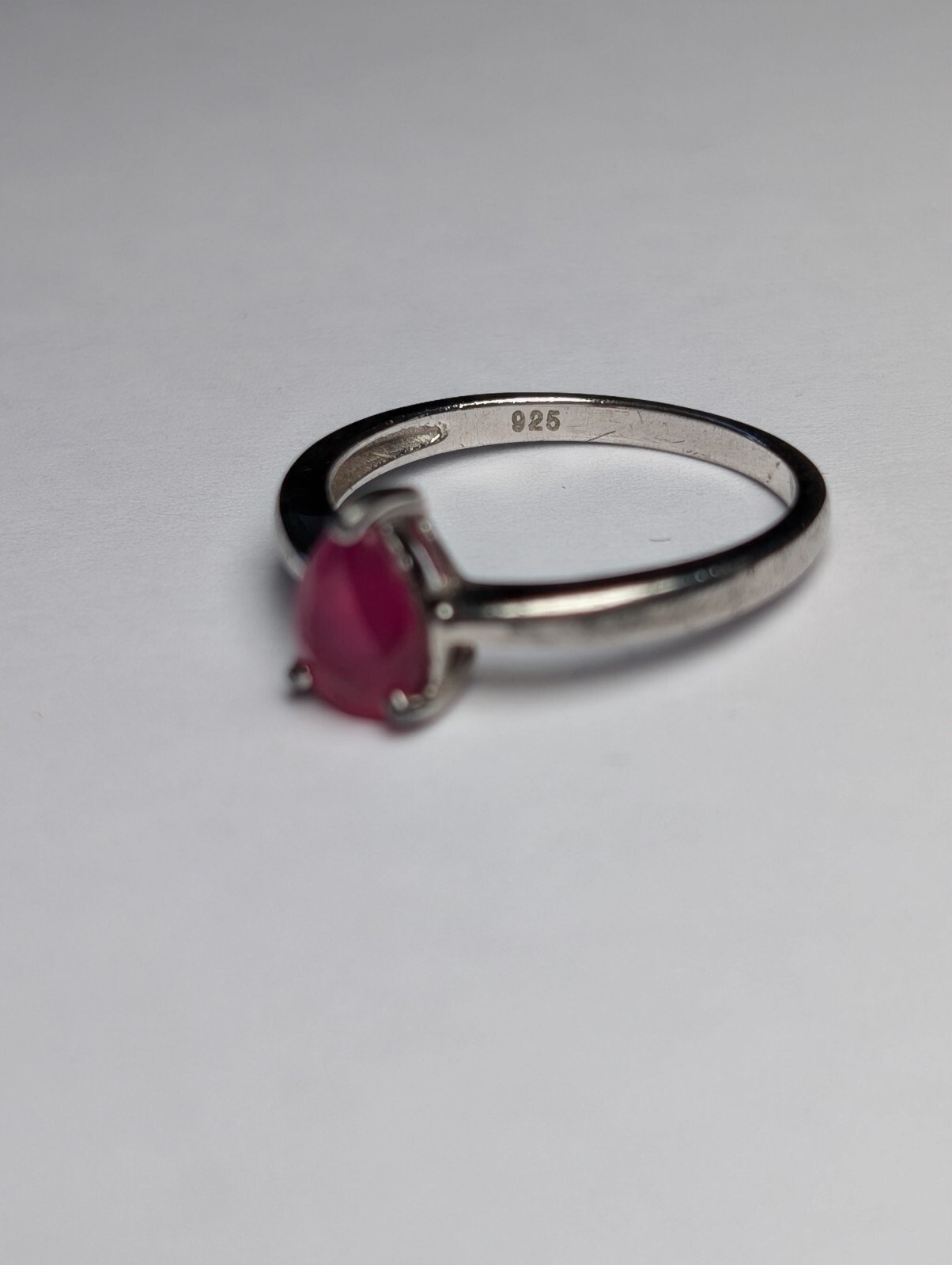Vintage Sterling Silver Red Gemstone Ring | Size P 1/2 | 925 Silver - Image 5