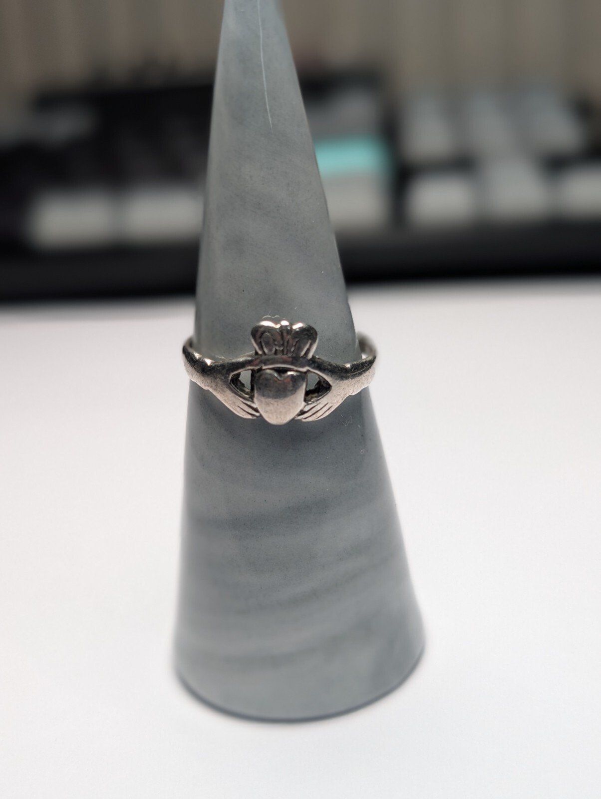 Vintage Sterling Silver Irish Claddagh Ring | Size Q 1/2 | 925 Silver - Image 4