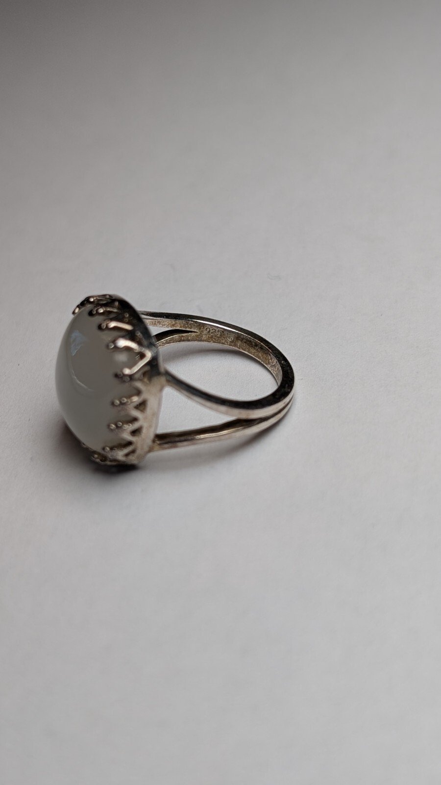 Vintage Sterling Silver White Cat's Eye Quartz Ring | Size N | 925 Silver - Image 3